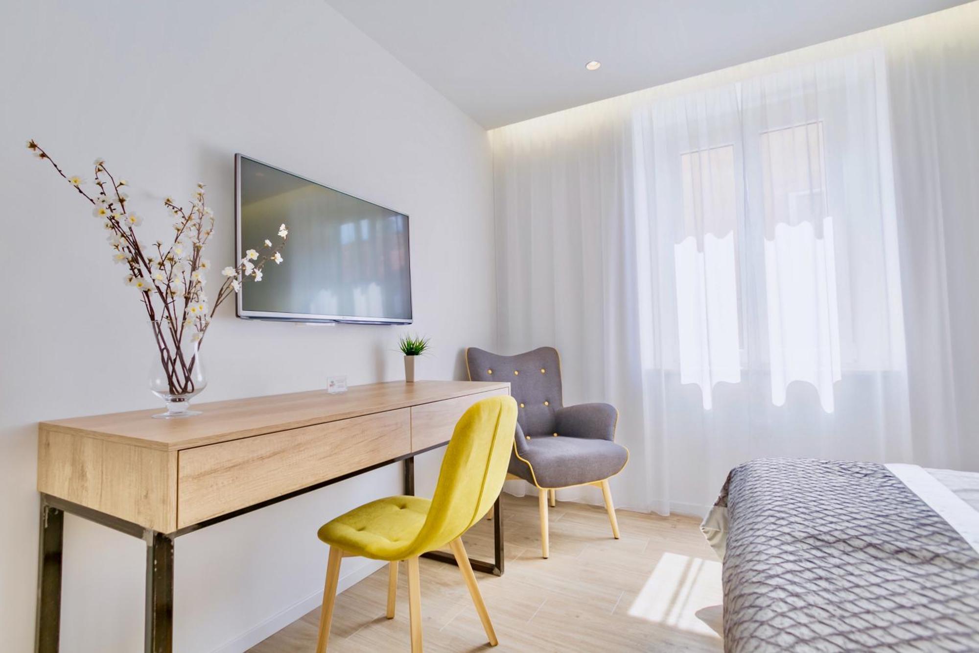 Apartments & Rooms Graso Split Ruang foto
