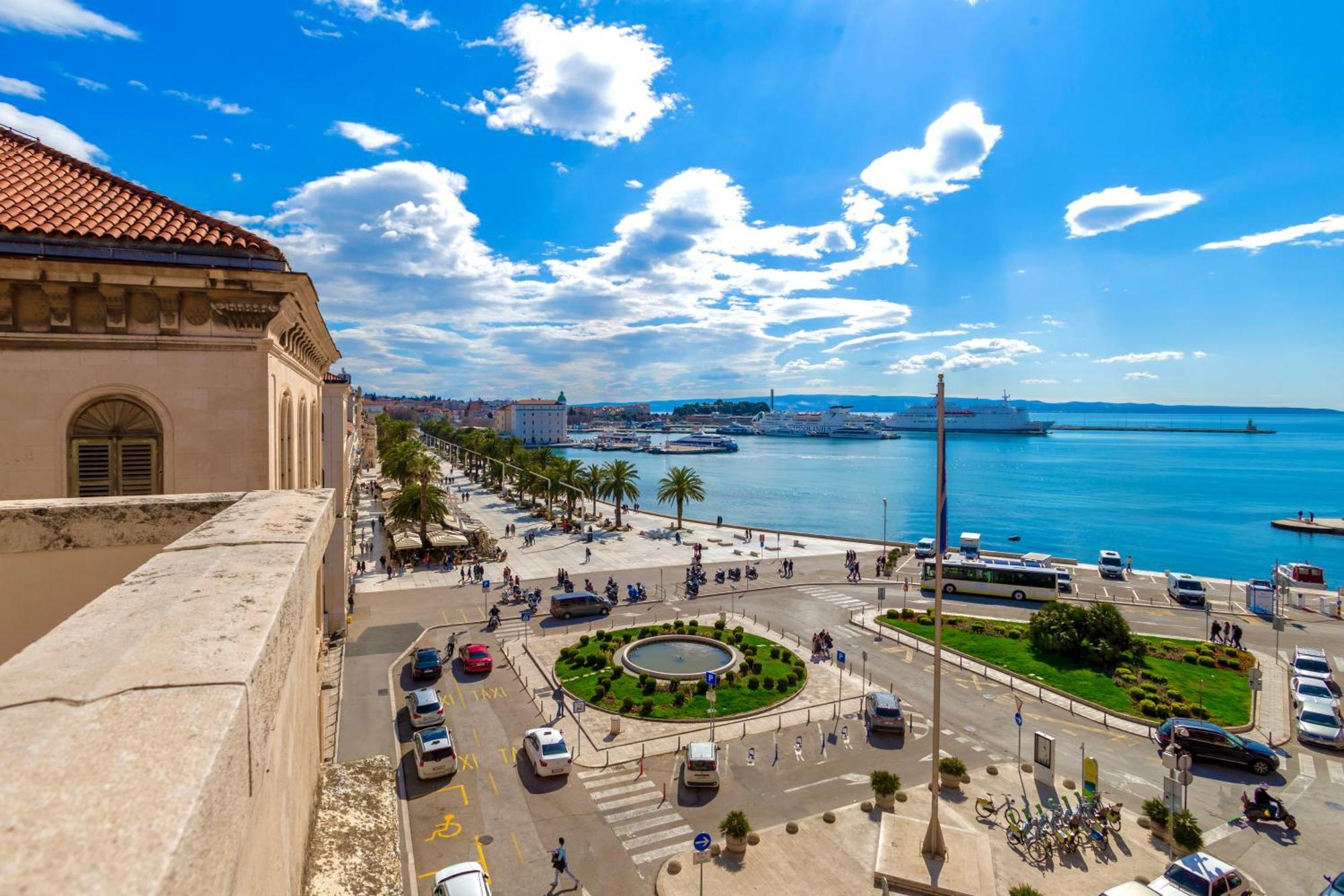 Apartments & Rooms Graso Split Bagian luar foto
