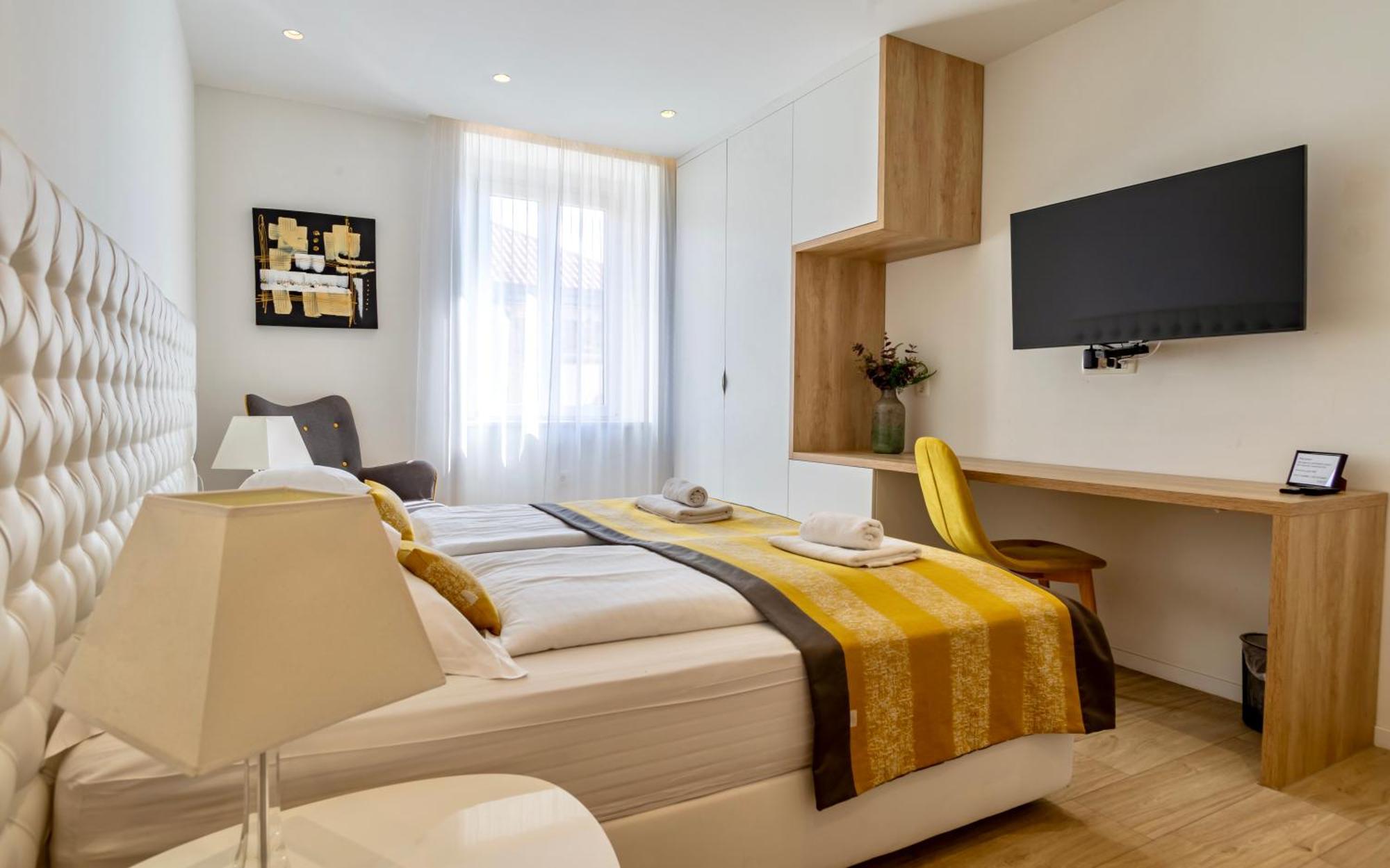 Apartments & Rooms Graso Split Ruang foto