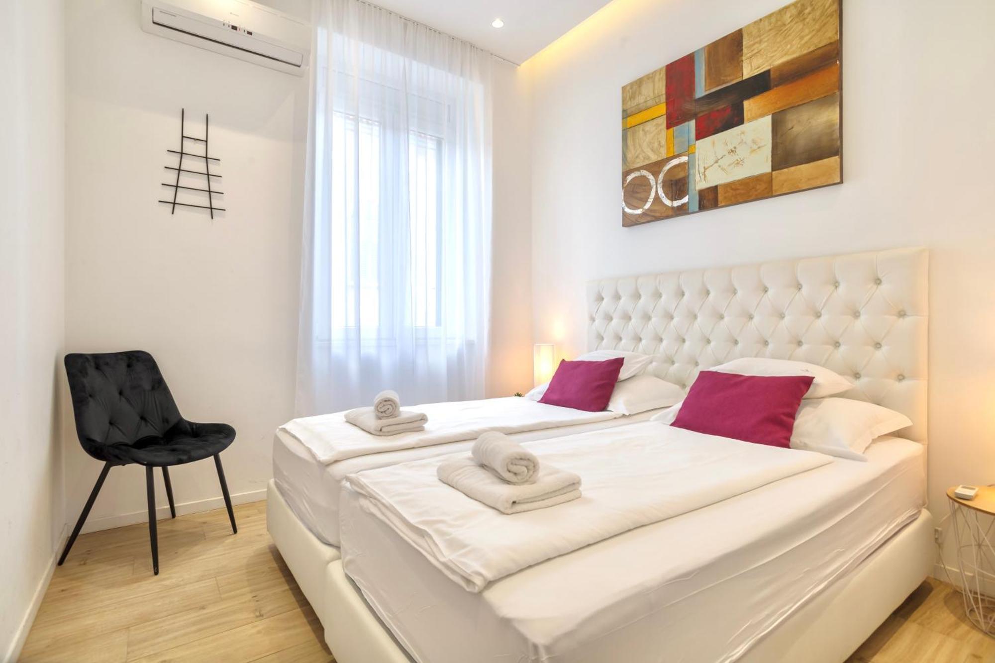 Apartments & Rooms Graso Split Ruang foto