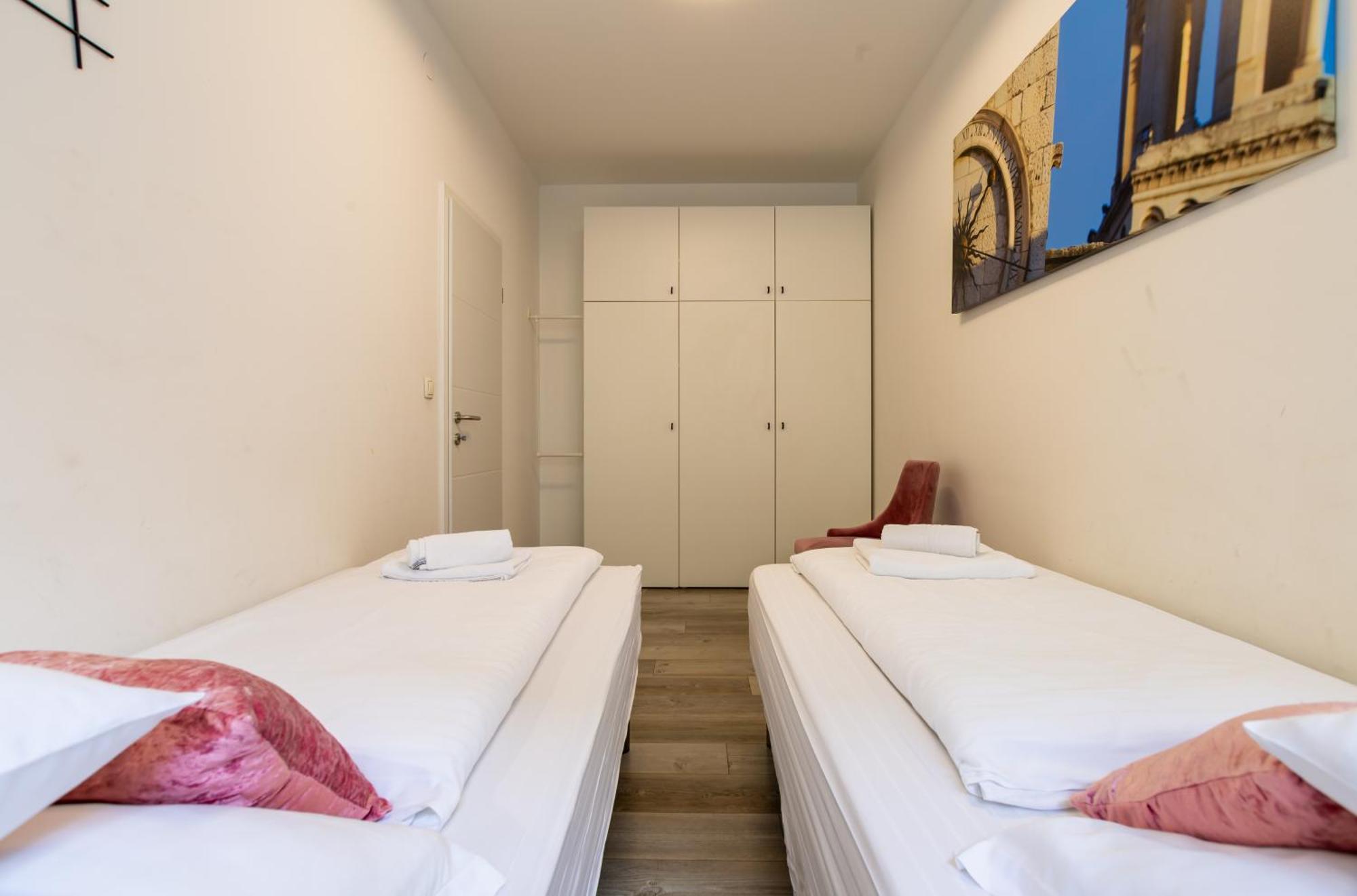 Apartments & Rooms Graso Split Ruang foto