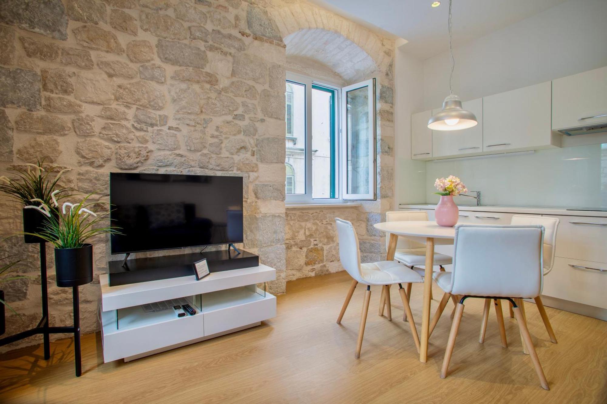 Apartments & Rooms Graso Split Ruang foto