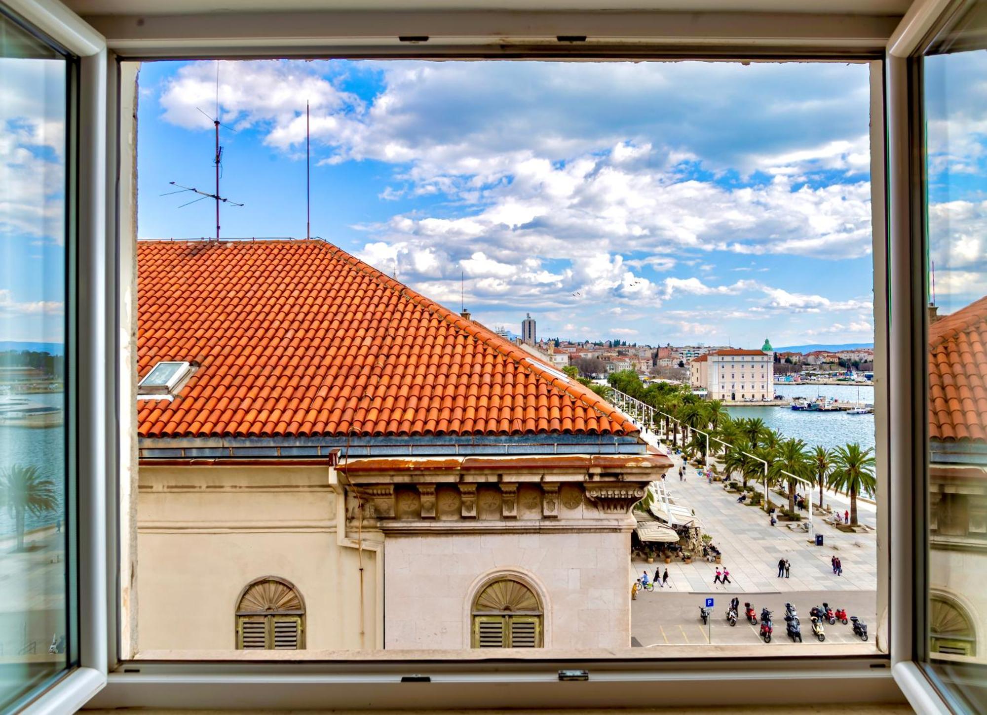 Apartments & Rooms Graso Split Ruang foto
