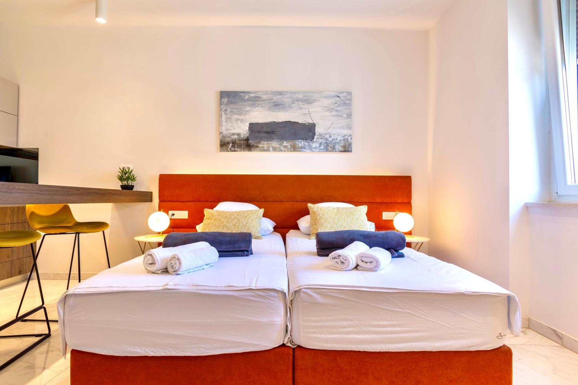 Apartments & Rooms Graso Split Ruang foto
