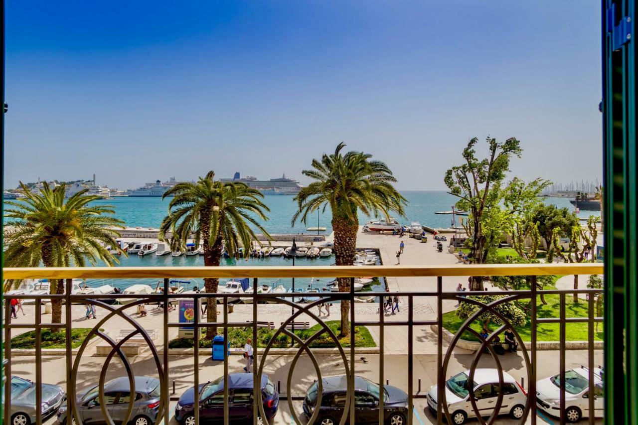 Apartments & Rooms Graso Split Bagian luar foto